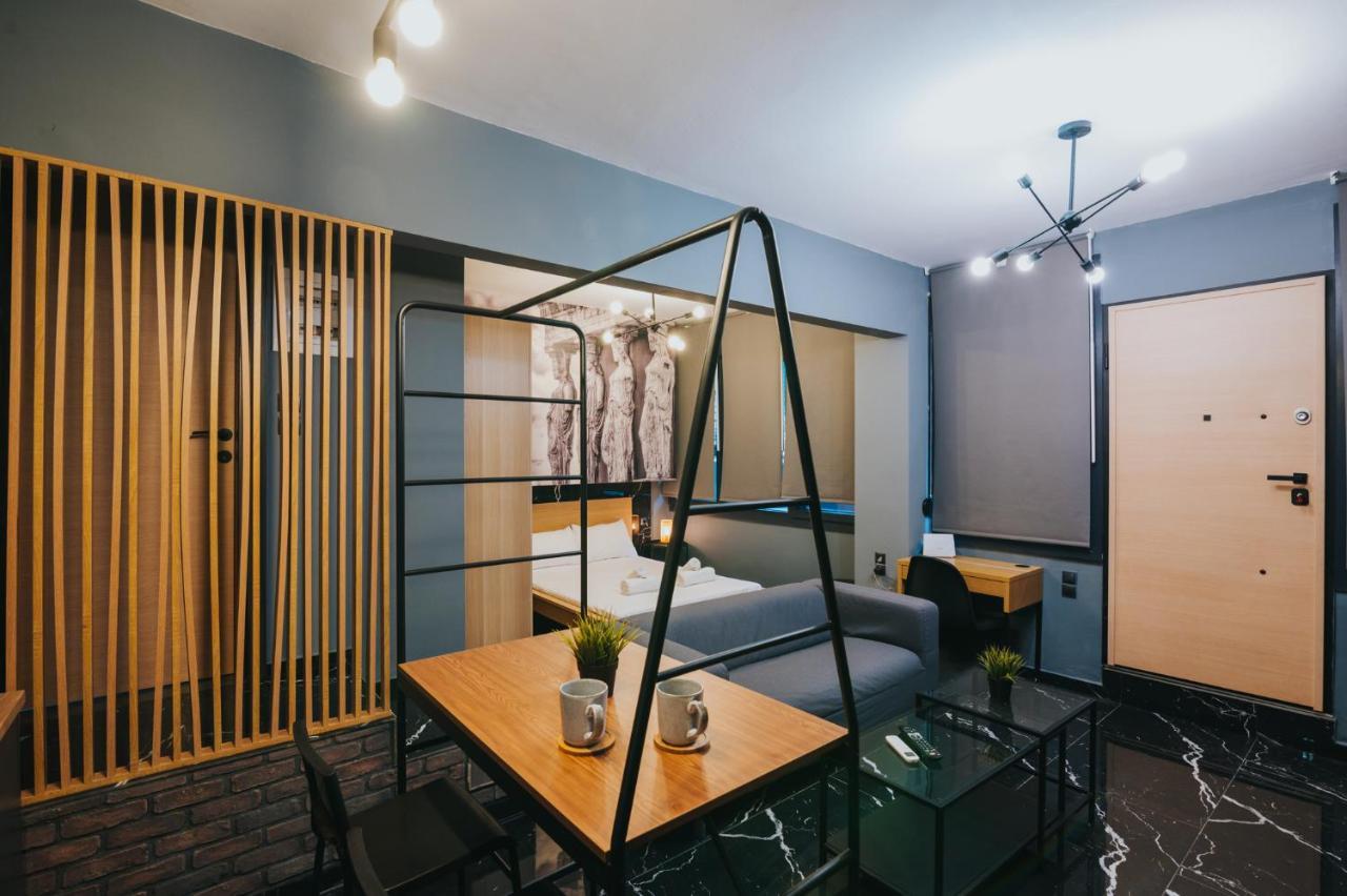 New Modern Ground Floor Apartment By The Sea テッサロニキ エクステリア 写真